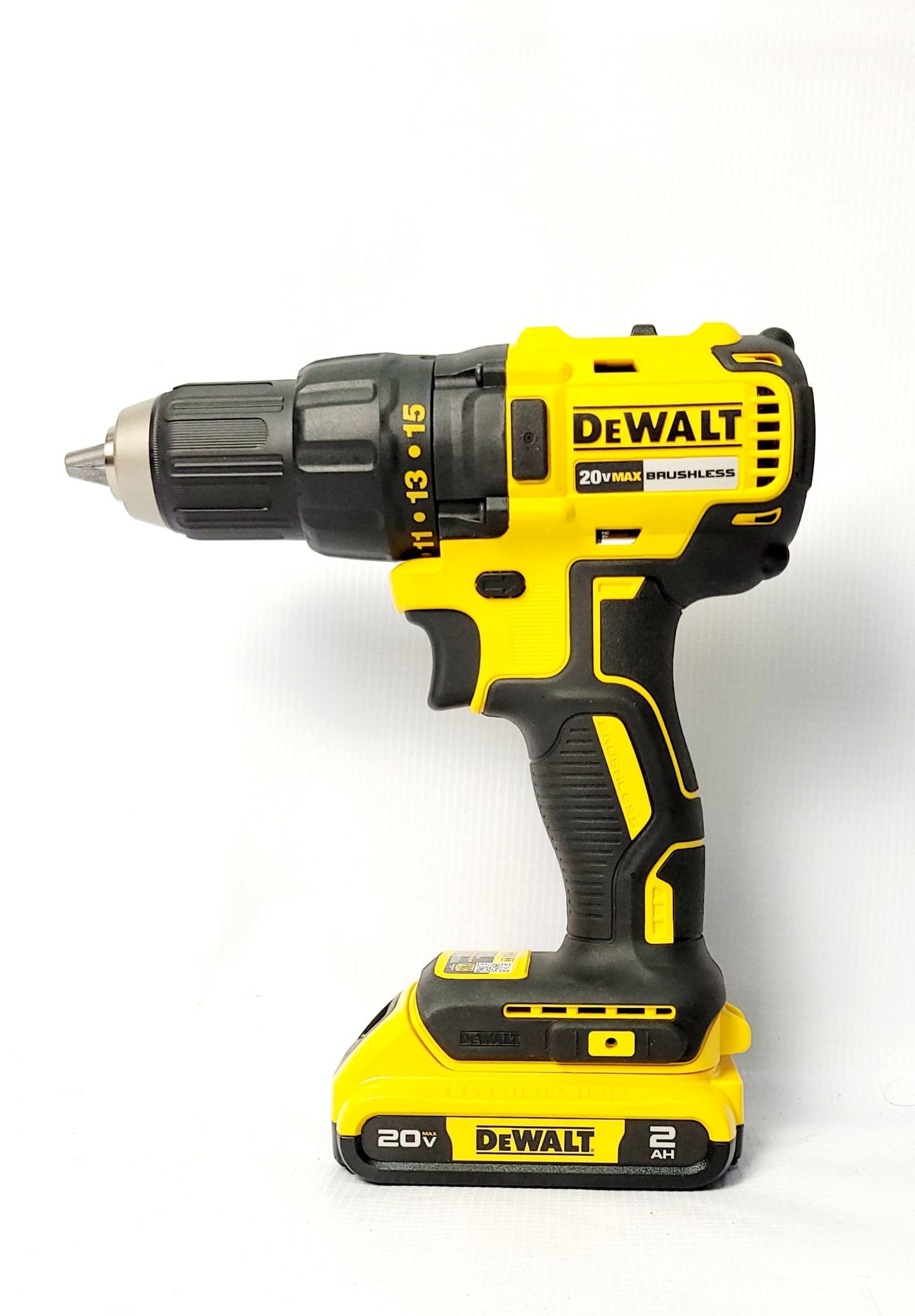 Бесщеточная дрель-шуруповерт Dewalt 18.0 — изображение 2